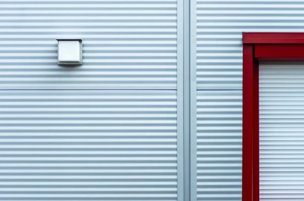 aluminum siding a horizontal shot of a building with white siding