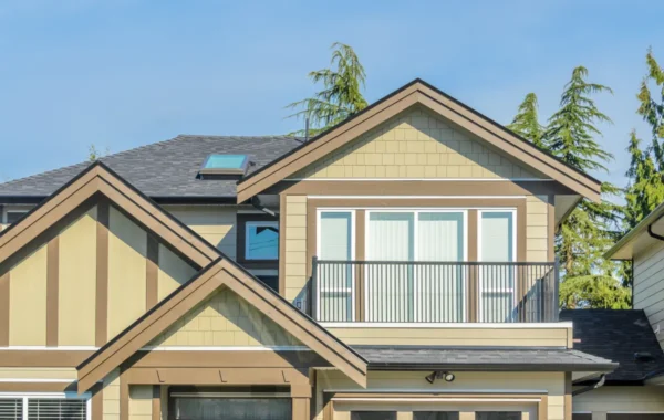 siding roof house nice window