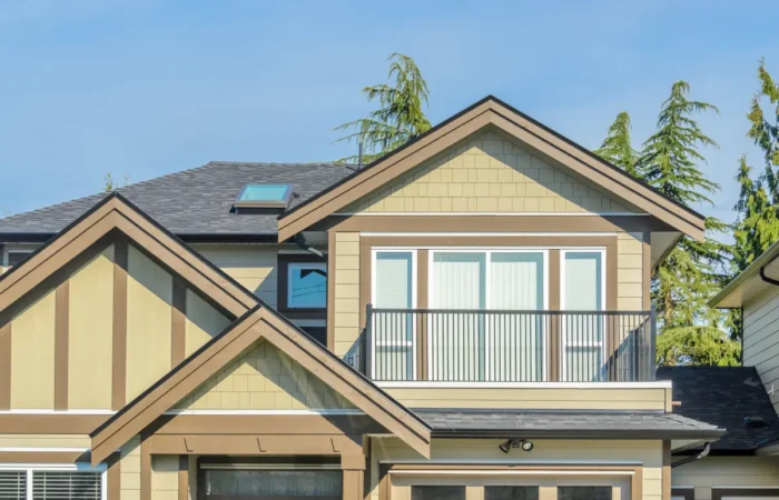 siding roof house nice window