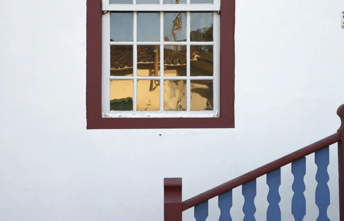 single hung window window starir colonial house paracatu t